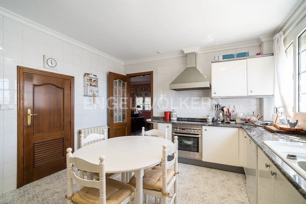 4 bedroom Villa for sale in Cullera - € 850,000 (Ref: 9080577)