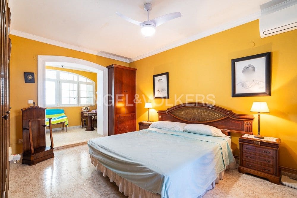 4 bedroom Villa for sale in Cullera - € 850,000 (Ref: 9080577)