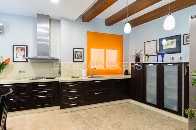 6 soverom Villa til salgs i Xàtiva med svømmebasseng garasje - € 600 000 (Ref: 9080578)