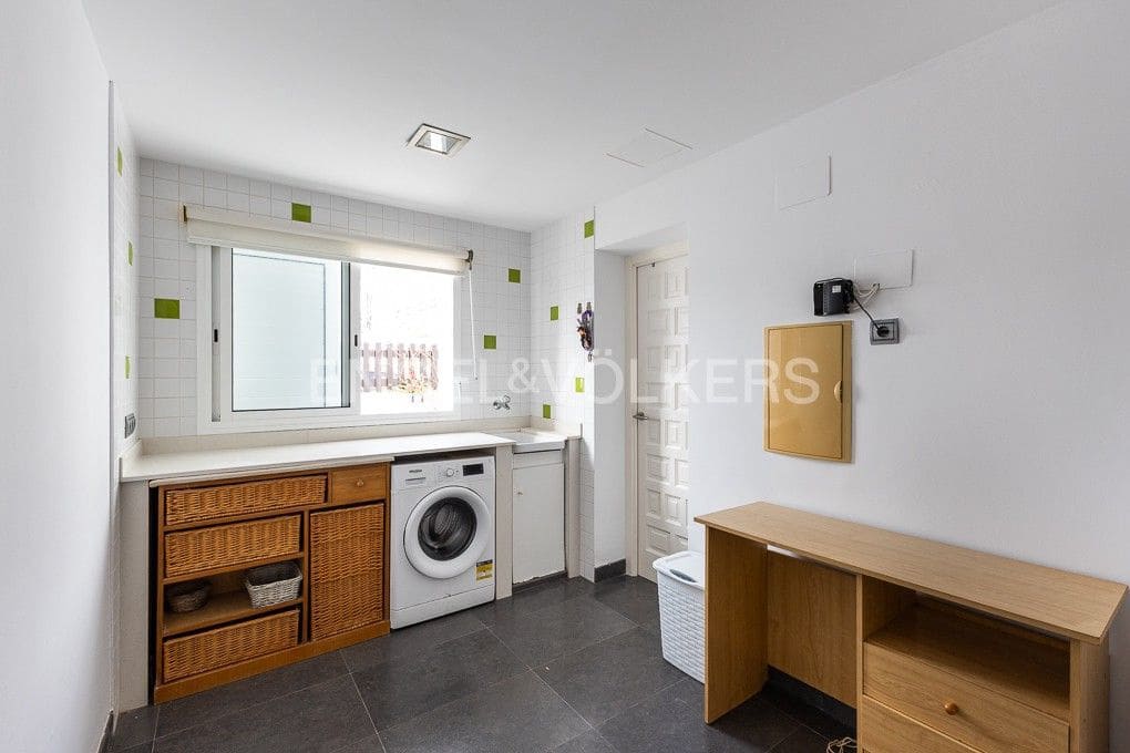 5 sovrum Villa till salu i Alcanar med pool garage - 885 000 € (Ref: 9080581)