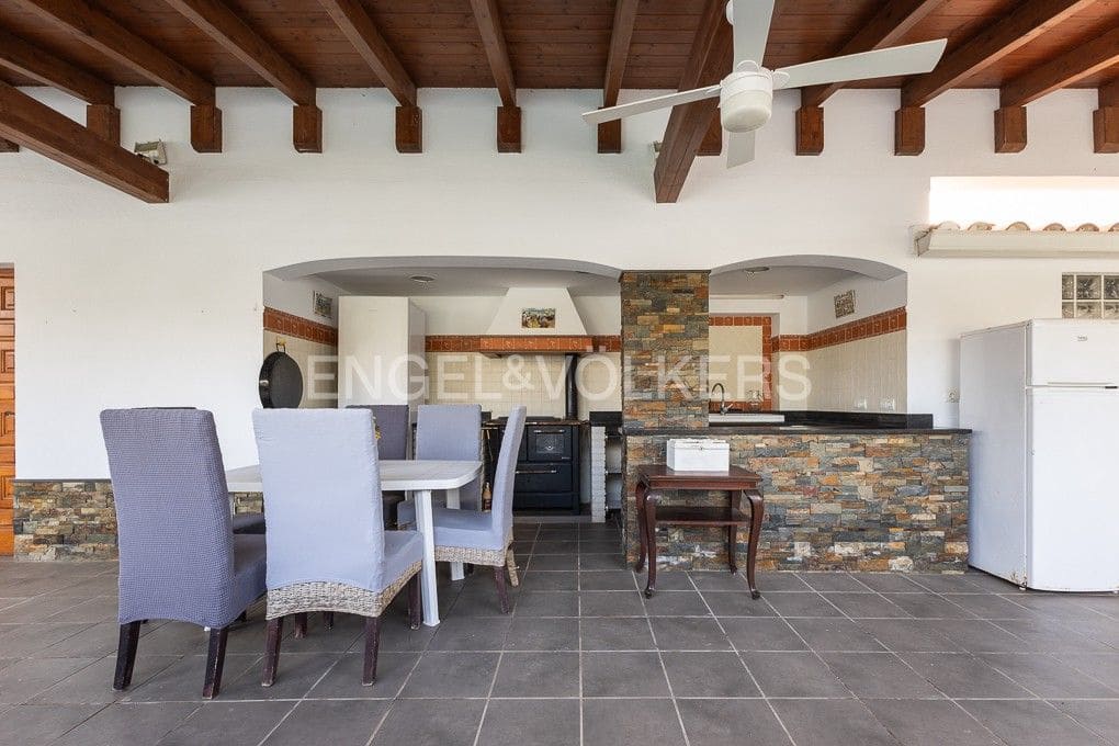 5 sovrum Villa till salu i Alcanar med pool garage - 885 000 € (Ref: 9080581)