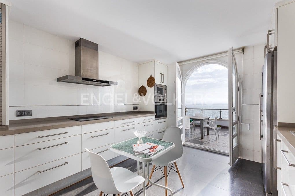 5 sovrum Villa till salu i Alcanar med pool garage - 885 000 € (Ref: 9080581)