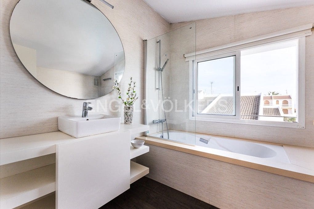 5 sovrum Villa till salu i Alcanar med pool garage - 885 000 € (Ref: 9080581)