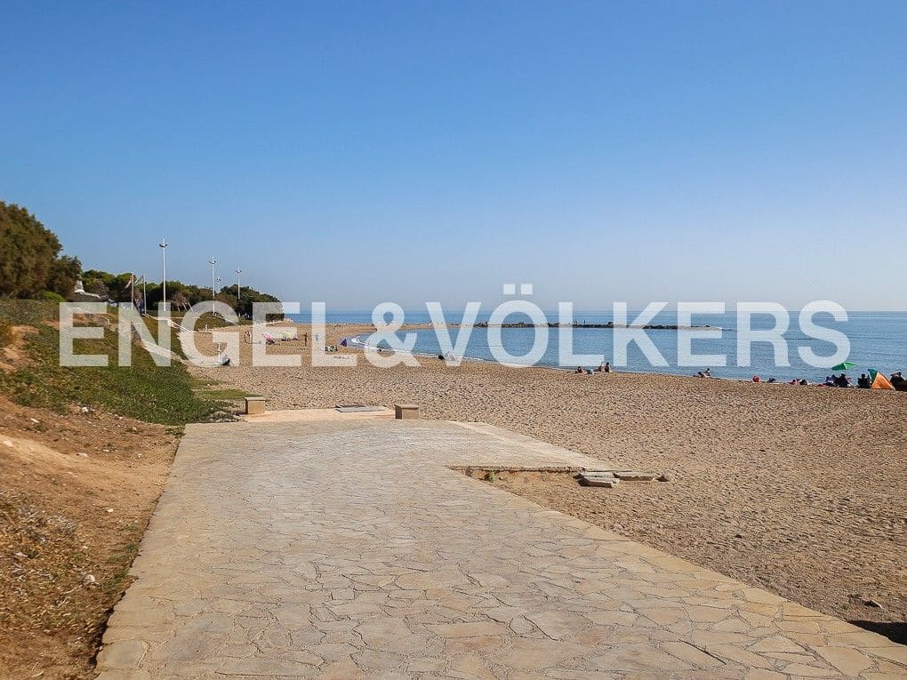 5 sovrum Villa till salu i Alcanar med pool garage - 885 000 € (Ref: 9080581)