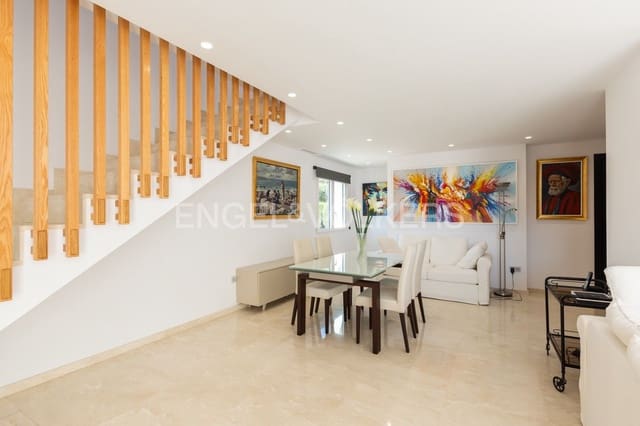 4 Zimmer Villa zu verkaufen in Picassent mit Pool Garage - 849.000 € (Ref: 9080585)