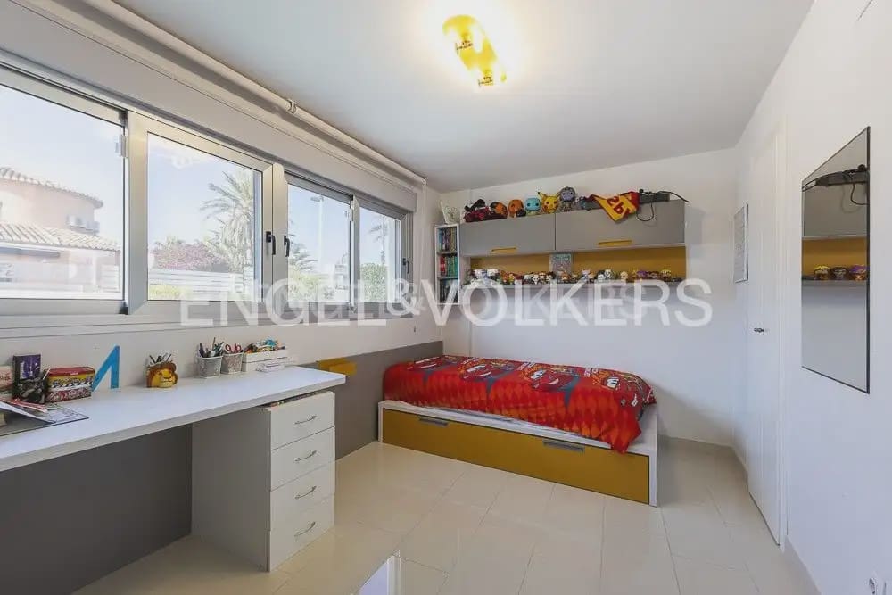 3 soveværelse Lejlighed til salg i Denia med swimmingpool garage - € 568.000 (Ref: 9080590)