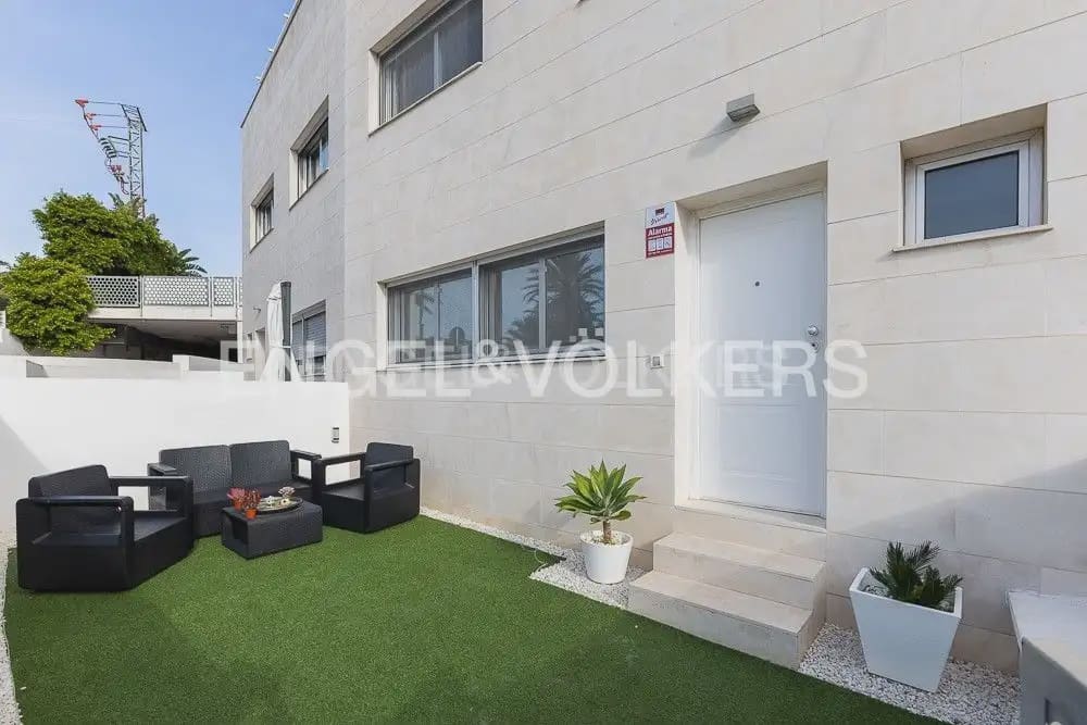 3 soveværelse Lejlighed til salg i Denia med swimmingpool garage - € 568.000 (Ref: 9080590)