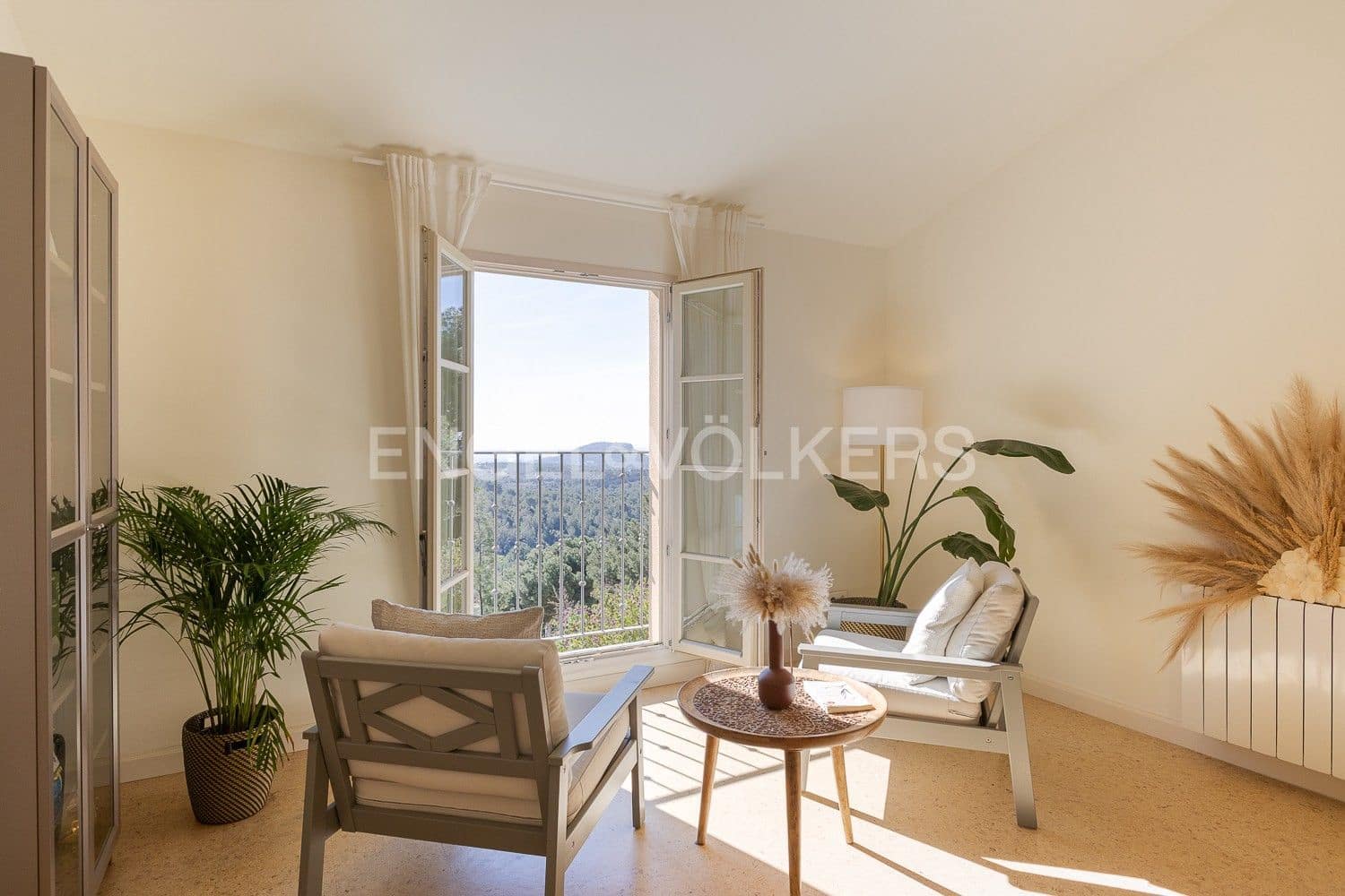 16 bedroom Villa for sale in Albalat dels Tarongers with pool - € 3,650,000 (Ref: 9080605)