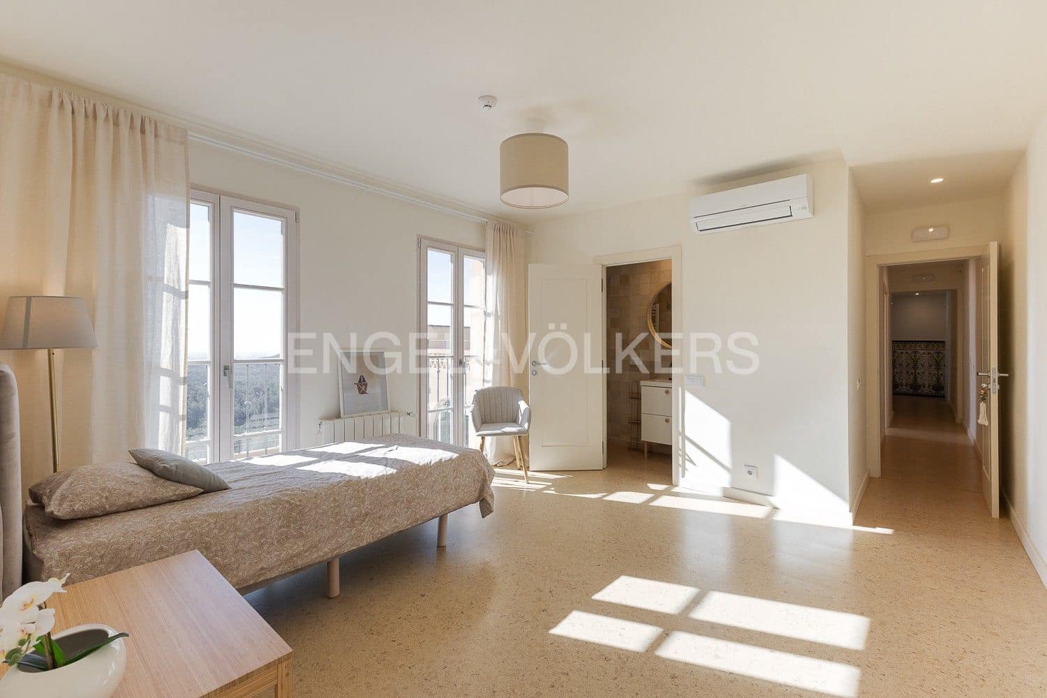 16 bedroom Villa for sale in Albalat dels Tarongers with pool - € 3,650,000 (Ref: 9080605)