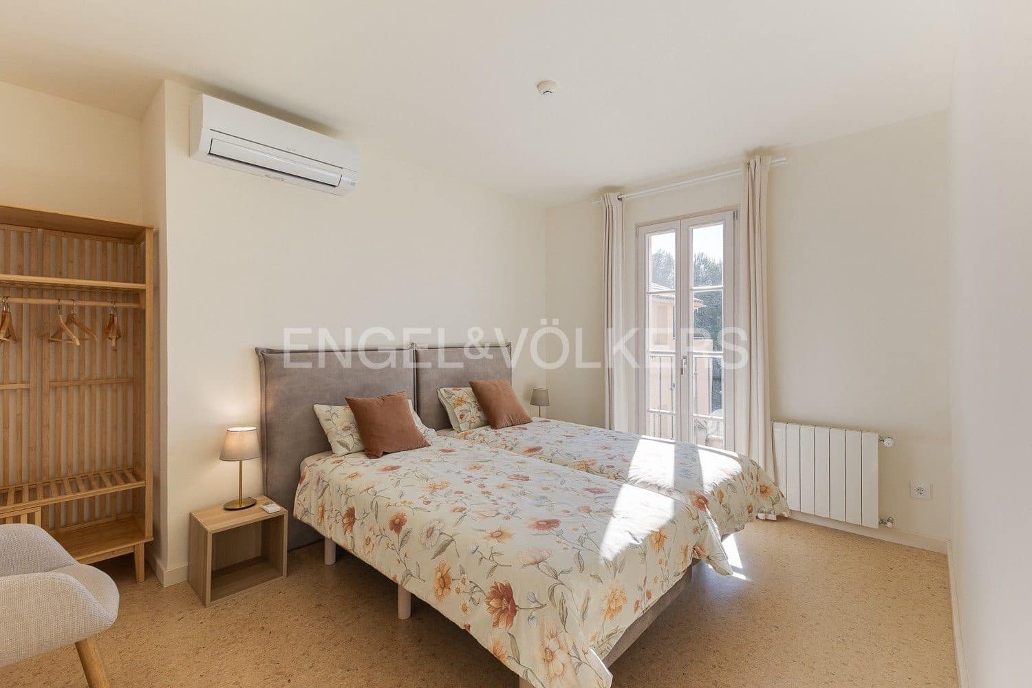 16 bedroom Villa for sale in Albalat dels Tarongers with pool - € 3,650,000 (Ref: 9080605)