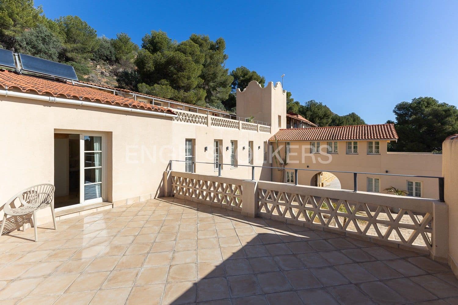 16 bedroom Villa for sale in Albalat dels Tarongers with pool - € 3,650,000 (Ref: 9080605)