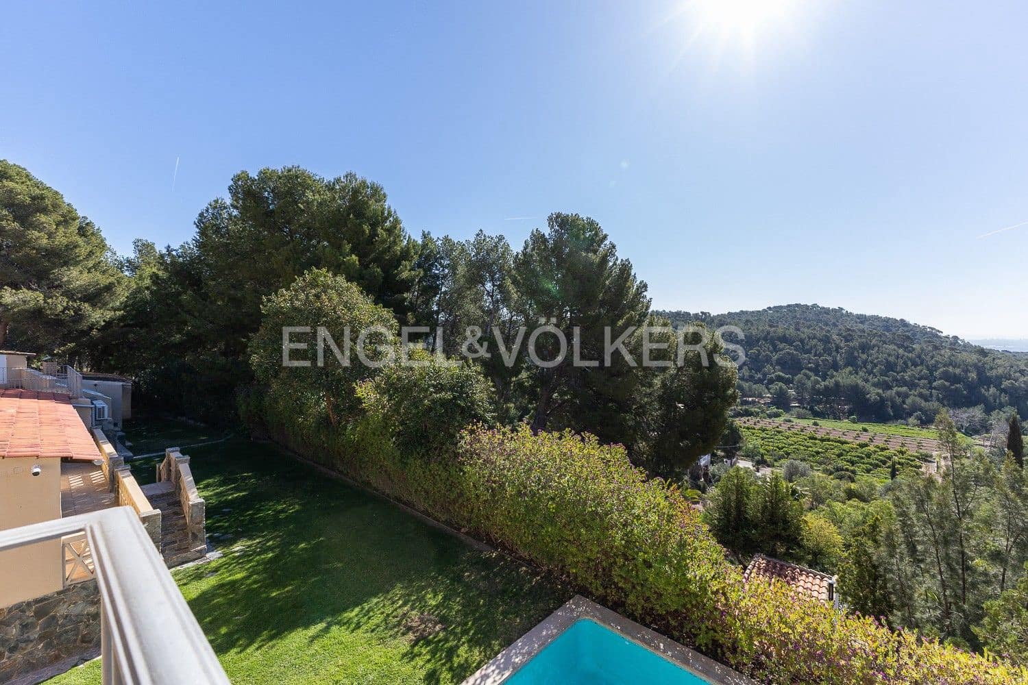 16 bedroom Villa for sale in Albalat dels Tarongers with pool - € 3,650,000 (Ref: 9080605)