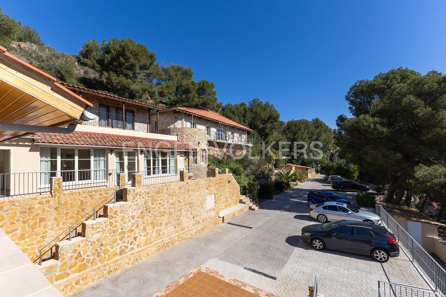 16 bedroom Villa for sale in Albalat dels Tarongers with pool - € 3,650,000 (Ref: 9080605)