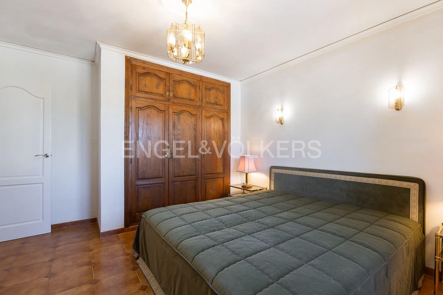 3 Zimmer Villa zu verkaufen in Els Poblets mit Pool Garage - 930.000 € (Ref: 9080609)