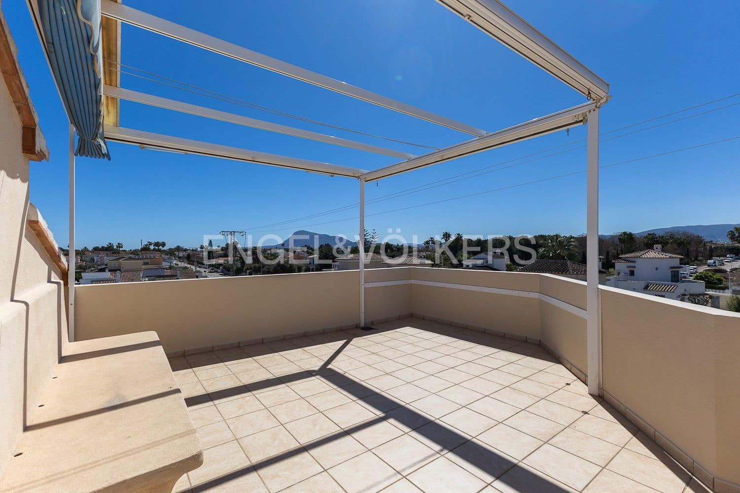 3 Zimmer Villa zu verkaufen in Els Poblets mit Pool Garage - 930.000 € (Ref: 9080609)