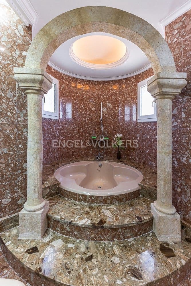 3 Zimmer Villa zu verkaufen in Els Poblets mit Pool Garage - 930.000 € (Ref: 9080609)
