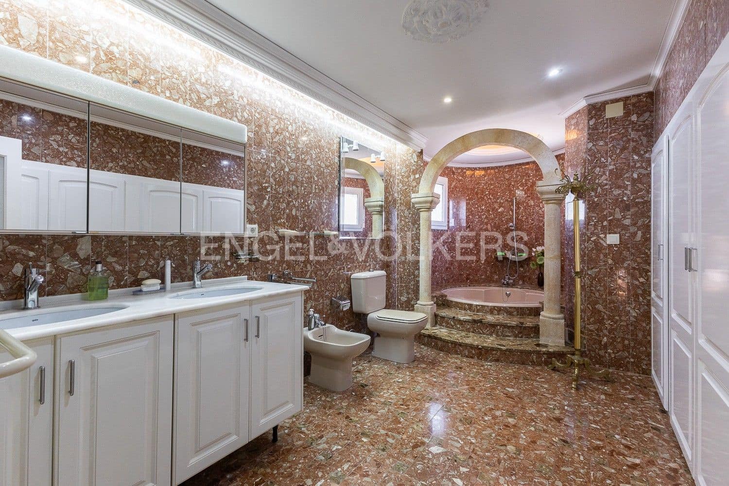 3 Zimmer Villa zu verkaufen in Els Poblets mit Pool Garage - 930.000 € (Ref: 9080609)