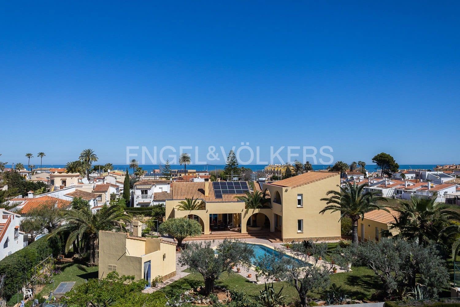 3 Zimmer Villa zu verkaufen in Els Poblets mit Pool Garage - 930.000 € (Ref: 9080609)