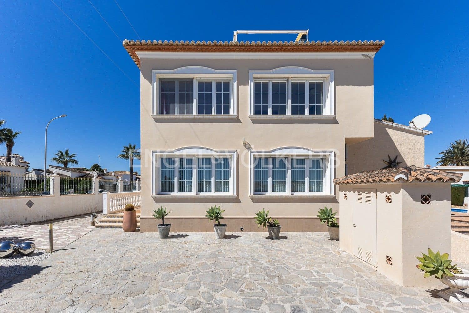3 Zimmer Villa zu verkaufen in Els Poblets mit Pool Garage - 930.000 € (Ref: 9080609)
