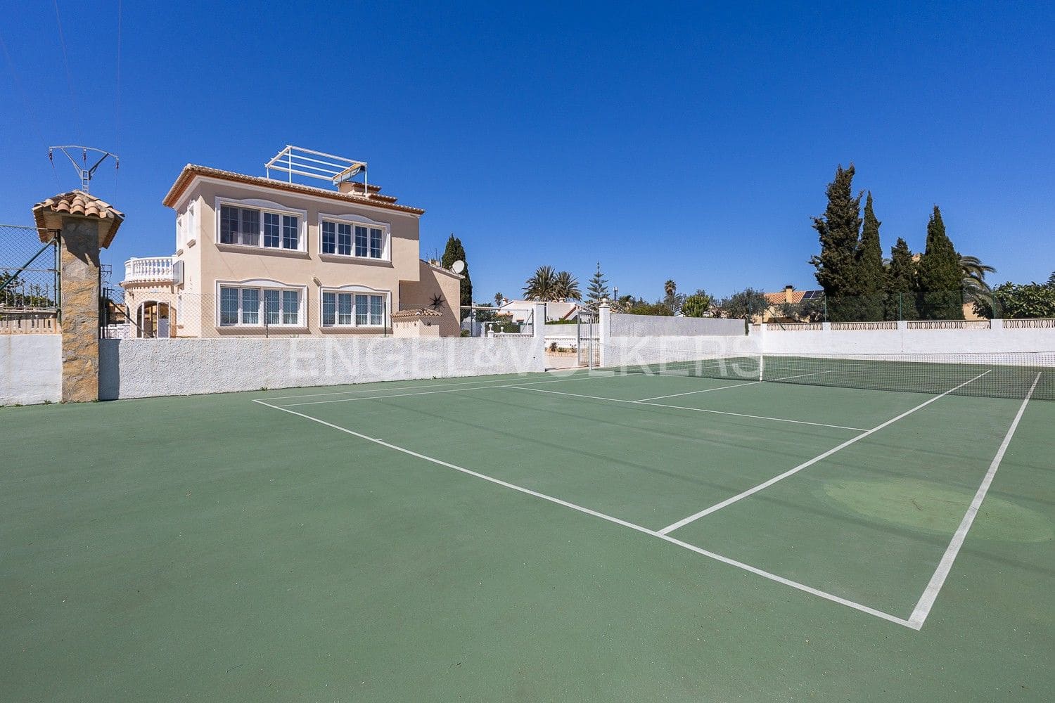 3 Zimmer Villa zu verkaufen in Els Poblets mit Pool Garage - 930.000 € (Ref: 9080609)