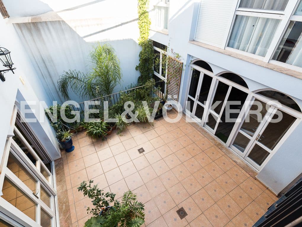 4 bedroom Townhouse for sale in Alzira with garage - € 525,000 (Ref: 9080626)