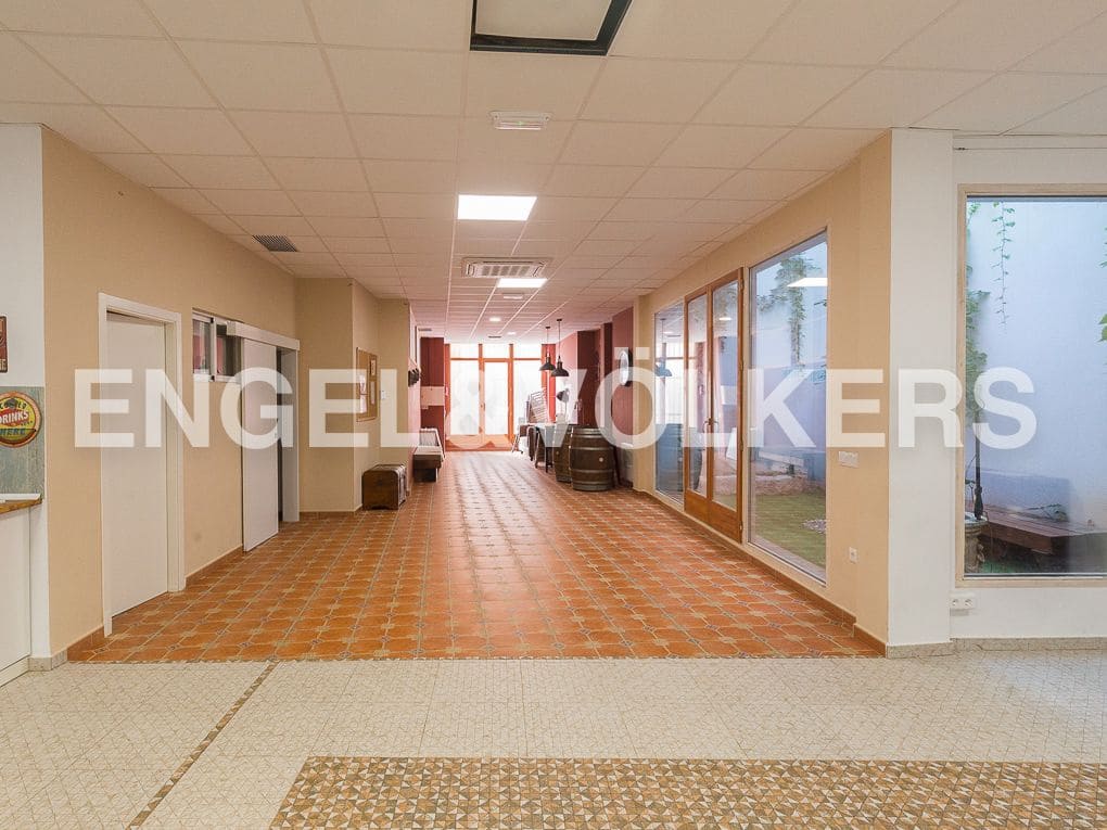 4 bedroom Townhouse for sale in Alzira with garage - € 525,000 (Ref: 9080626)