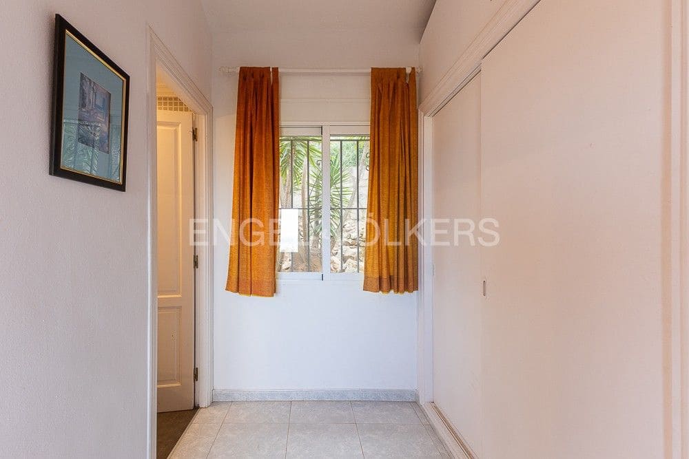 Chalet de 3 habitaciones en Dénia en venta con piscina garaje - 635.000 € (Ref: 9080631)