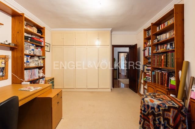 4 Zimmer Villa zu verkaufen in Picassent mit Pool Garage - 595.000 € (Ref: 9080647)