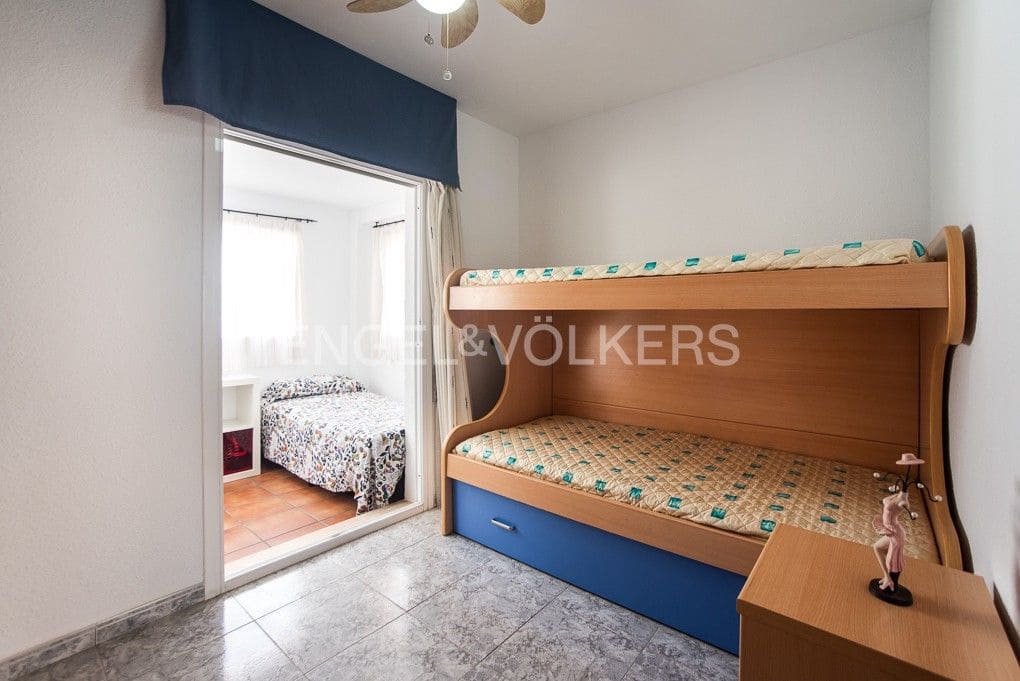 Townhouse for sale in Peniscola with pool garage - € 220,000 (Ref: 9080662)