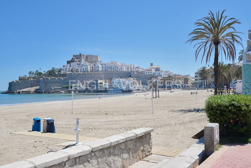 Townhouse for sale in Peniscola with pool garage - € 220,000 (Ref: 9080662)