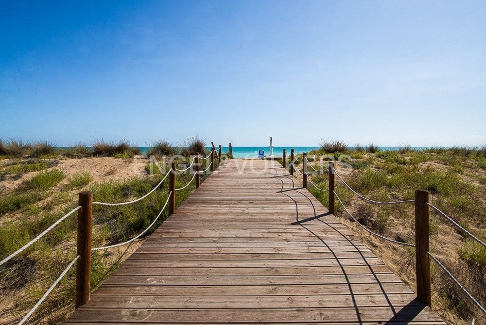 Townhouse for sale in Peniscola with pool garage - € 220,000 (Ref: 9080662)
