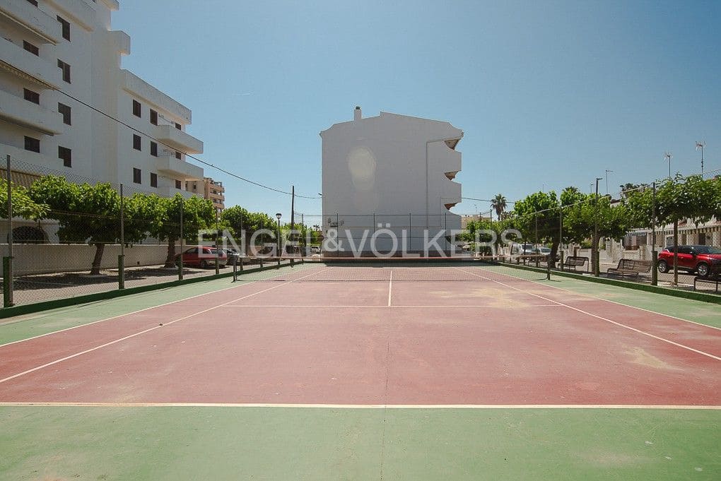 Townhouse for sale in Peniscola with pool garage - € 220,000 (Ref: 9080662)