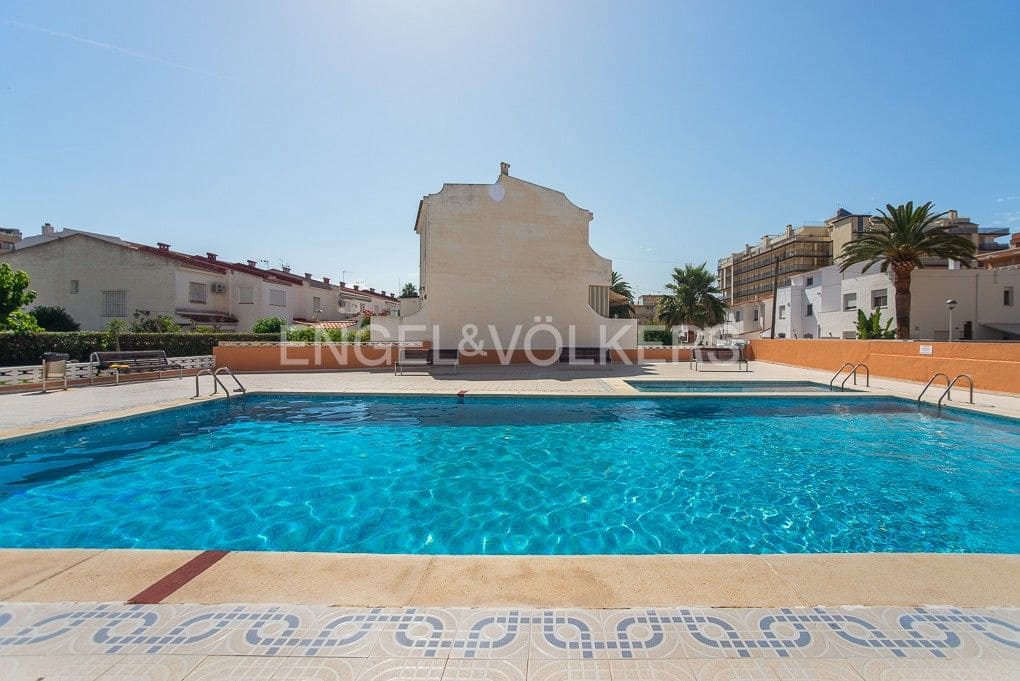 Townhouse for sale in Peniscola with pool garage - € 220,000 (Ref: 9080662)