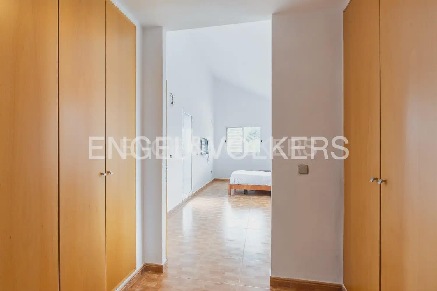 5 soverom Villa til salgs i Betera med svømmebasseng garasje - € 580 000 (Ref: 9080674)
