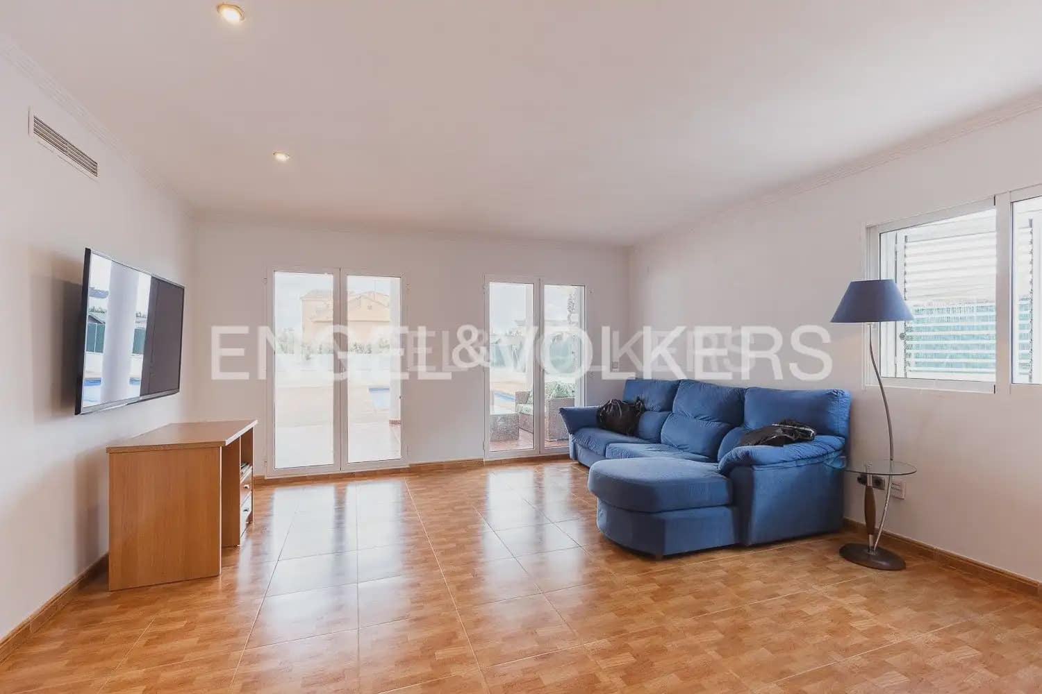 5 soverom Villa til salgs i Betera med svømmebasseng garasje - € 580 000 (Ref: 9080674)