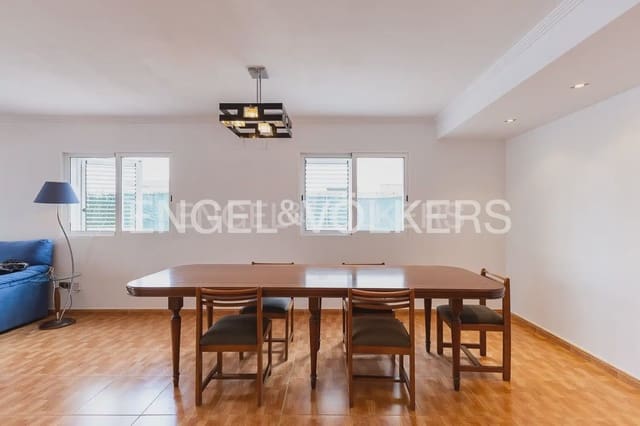 5 soverom Villa til salgs i Bétera med svømmebasseng garasje - € 580 000 (Ref: 9080674)
