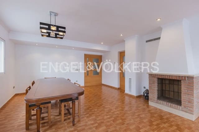 5 soverom Villa til salgs i Bétera med svømmebasseng garasje - € 580 000 (Ref: 9080674)