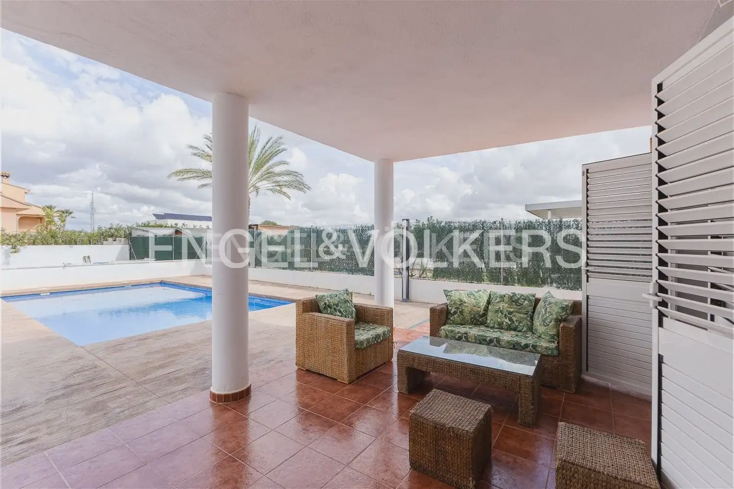 5 soverom Villa til salgs i Betera med svømmebasseng garasje - € 580 000 (Ref: 9080674)