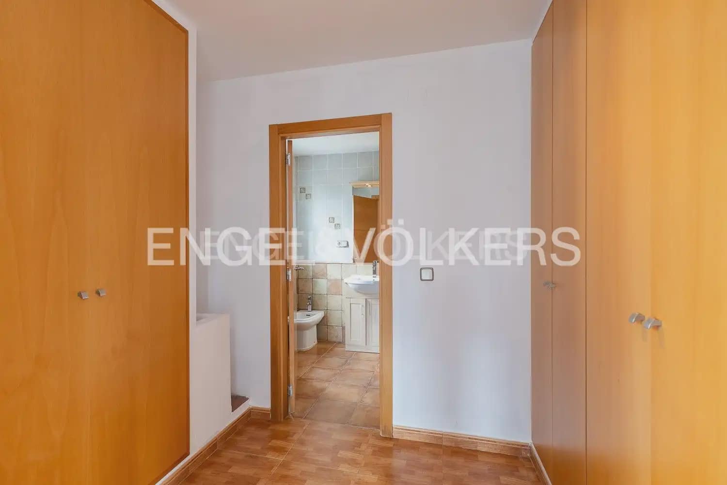 5 soverom Villa til salgs i Betera med svømmebasseng garasje - € 580 000 (Ref: 9080674)
