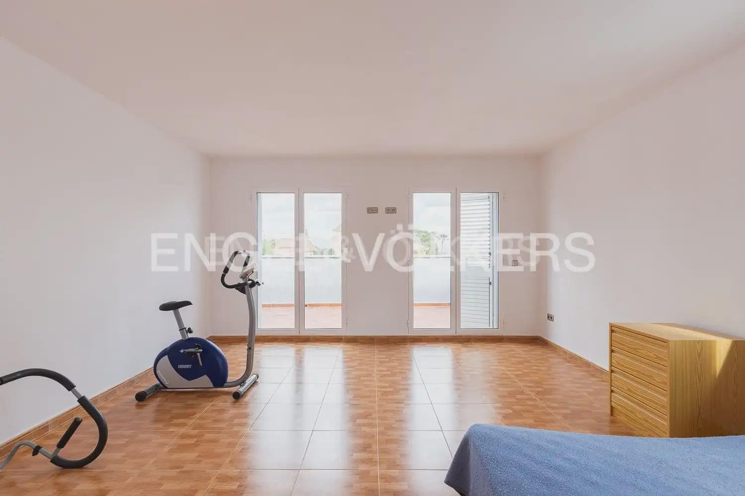 5 soverom Villa til salgs i Betera med svømmebasseng garasje - € 580 000 (Ref: 9080674)