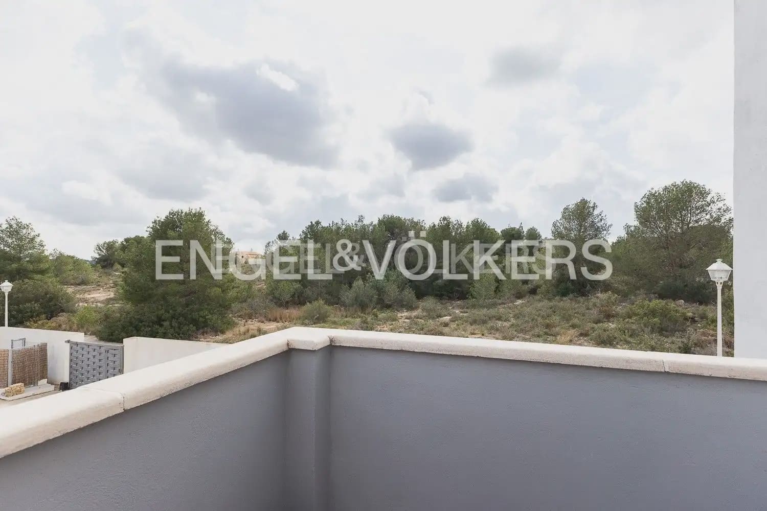 5 soverom Villa til salgs i Betera med svømmebasseng garasje - € 580 000 (Ref: 9080674)