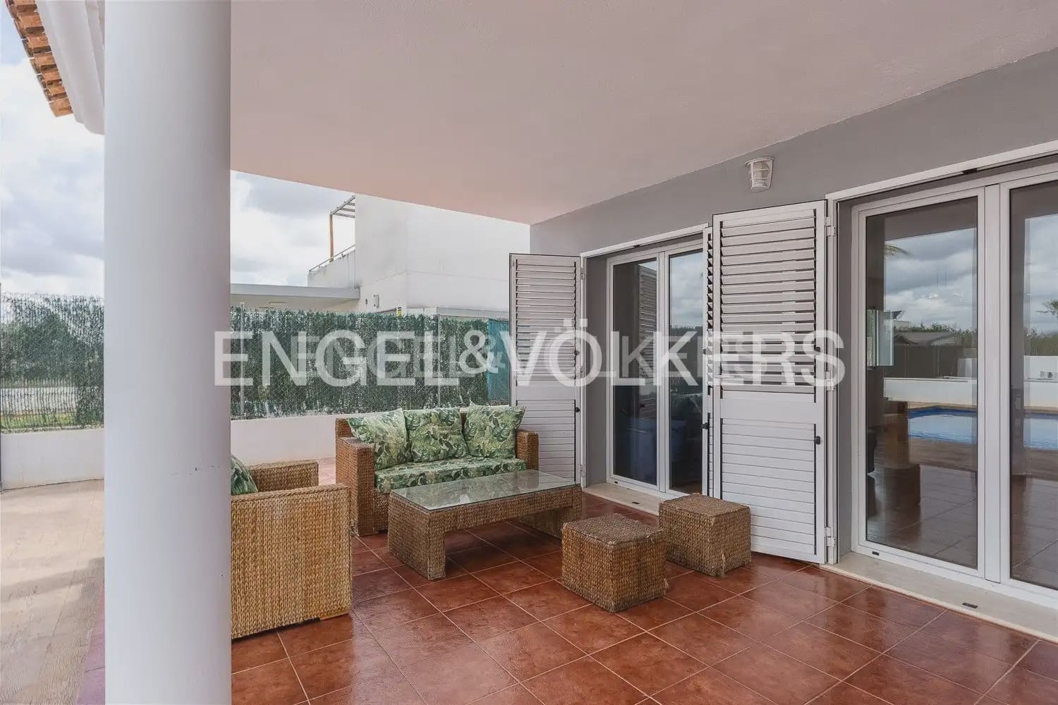 5 soverom Villa til salgs i Betera med svømmebasseng garasje - € 580 000 (Ref: 9080674)