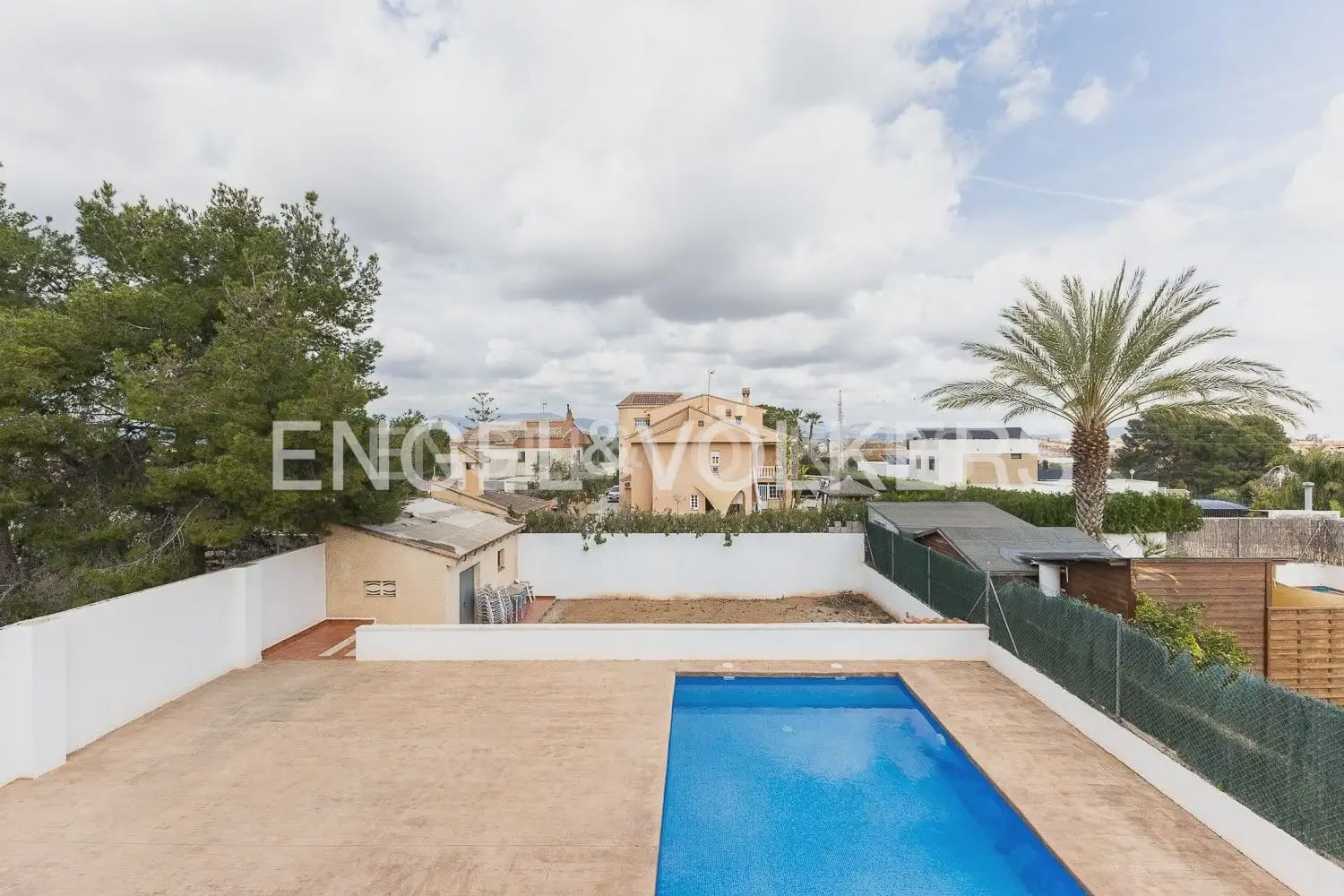 5 soverom Villa til salgs i Betera med svømmebasseng garasje - € 580 000 (Ref: 9080674)
