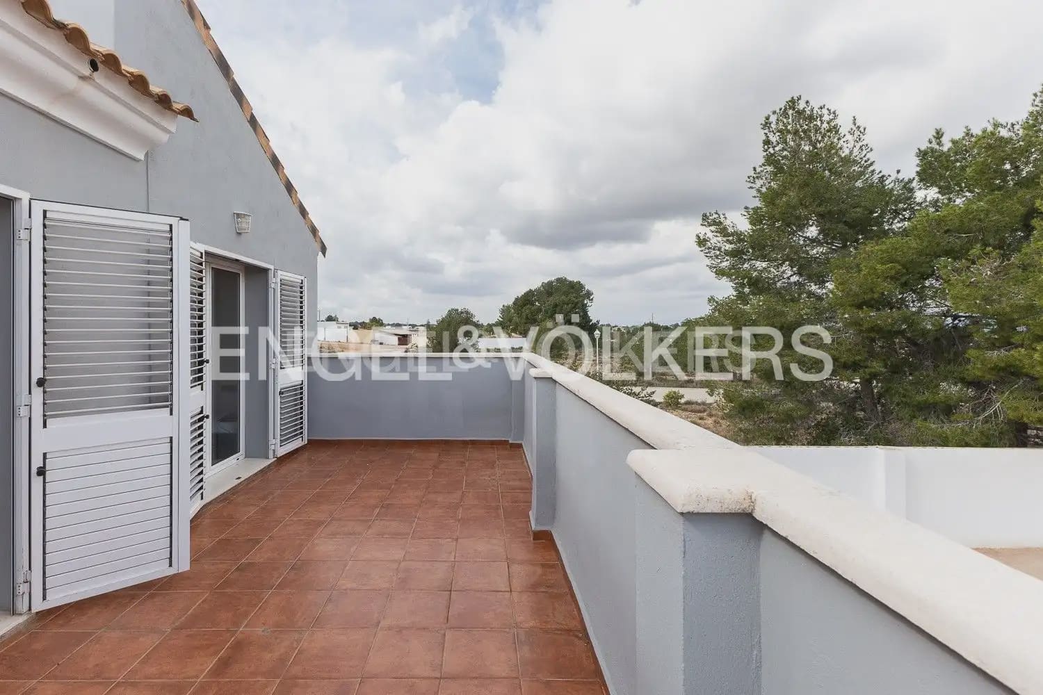 5 soverom Villa til salgs i Betera med svømmebasseng garasje - € 580 000 (Ref: 9080674)