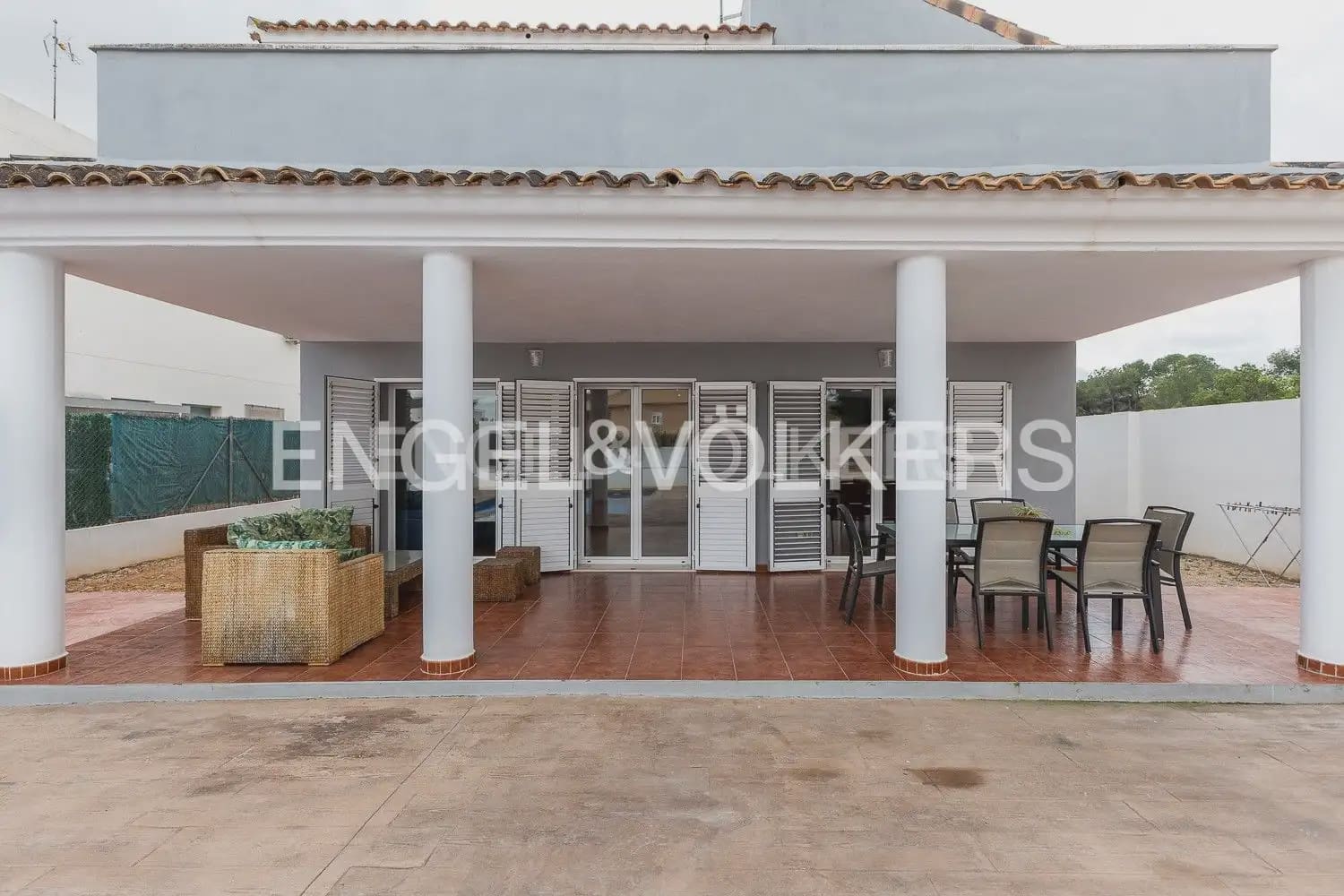 5 soverom Villa til salgs i Betera med svømmebasseng garasje - € 580 000 (Ref: 9080674)