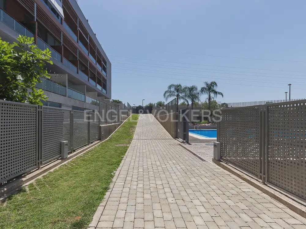 1 Zimmer Loft zu verkaufen in Valencia Stadt mit Pool - 255.000 € (Ref: 9080680)