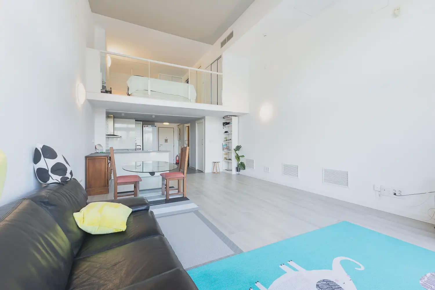 1 Zimmer Loft zu verkaufen in Valencia Stadt mit Pool - 255.000 € (Ref: 9080680)