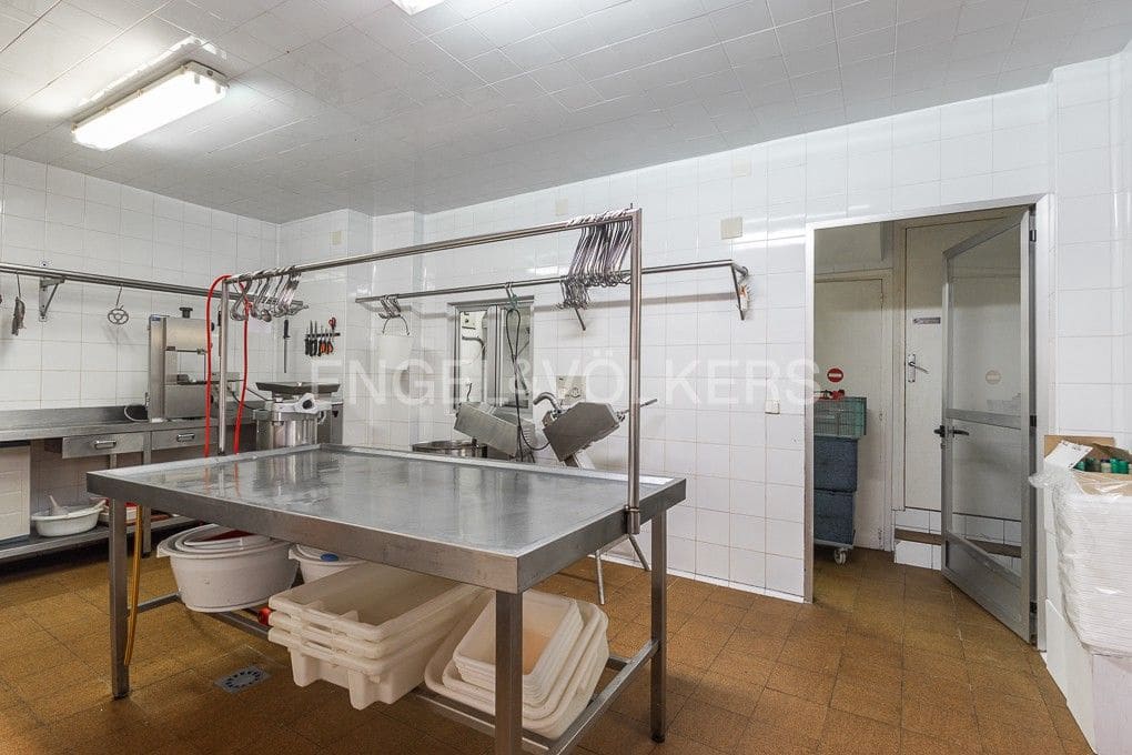 Local Comercial de 15 habitaciones en Alcublas en venta - 350.800 € (Ref: 9082434)