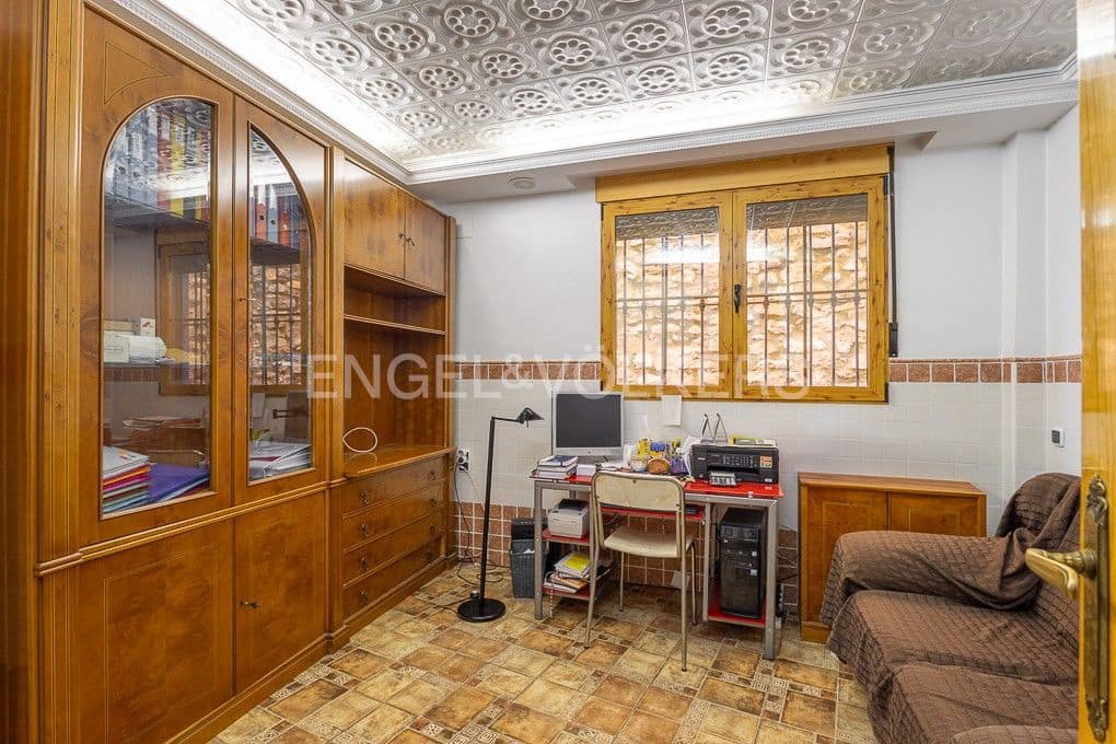 Local Comercial de 15 habitaciones en Alcublas en venta - 350.800 € (Ref: 9082434)