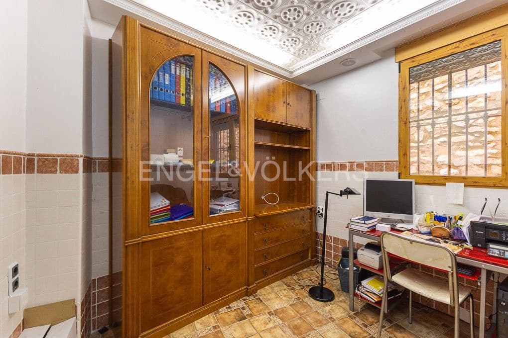 Local Comercial de 15 habitaciones en Alcublas en venta - 350.800 € (Ref: 9082434)
